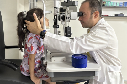 Ekran bağımlılığı, okul ve öncesi çağlardaki çocuklarda miyopiyi tetikliyor