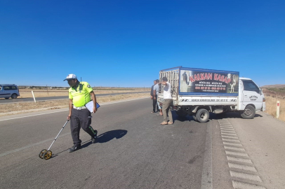 Pikap İle Motosiklet Çarpıştı:  1'i Ağır 2 Yaralı