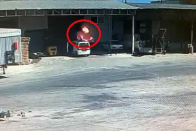 Ortalığı savaş alanına çeviren patlama anı güvenlik kameralarına yansımıştı