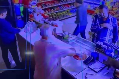 Dinlenme tesisinde duran otobüsteki yolcu, mola sırasında tuvalette kalp krizi geçirdi