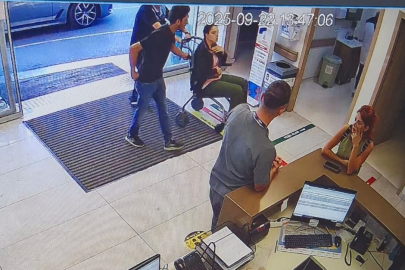 Yedikleri yemekten zehirlenen 2 kardeş hastanede hayatını kaybetti, annenin tedavisi ise devam ediyor