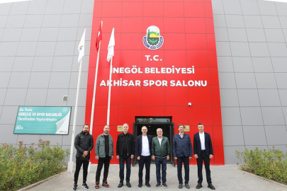 Akhisar’a Yeni Spor Salonu: Gençlere Yönelik Yatırımlar Devam Ediyor