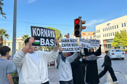 Somalılar kornalarına Gazze için bastı