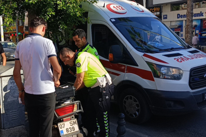 Yavaşlayan otomobile güvendi, motorlu bisikleti hesap etmeyince hastanelik oldu