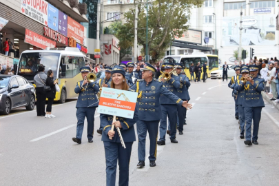 Yeşil Bursa Uluslararası Bandolar Festivali, kentin dört bir yanında müzik şölenine sahne oldu