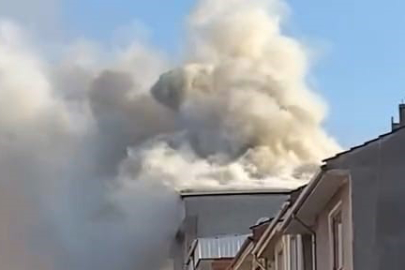 İnegöl'de Apartmanın Çatısında Yangın