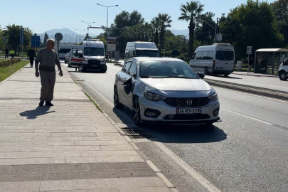 Yolun Karşısına Geçmek İsterken Otomobil Çarptı