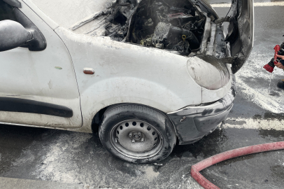 Seyir Halindeki Otomobil Alevlere Teslim Oldu