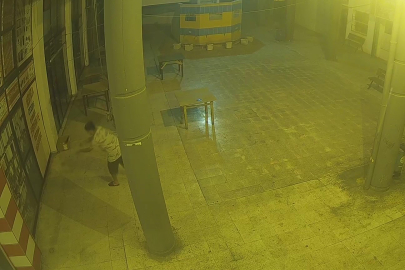 Parası Bitince İş Yeri Soydu...