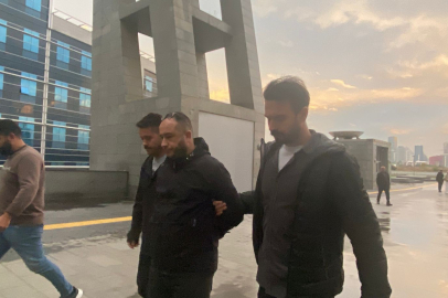 Müvekkillerini tahliye sözüyle dolandıran avukat suçüstü yakalandı