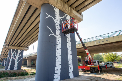 Uludağ’ın silueti kent merkezine yansıdı 