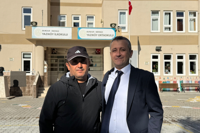 Nefes borusuna simit takılan öğrencisini Heimlich manevrasıyla kurtaran öğretmenler o anları anlattı