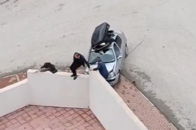 Mahkeme sonrası iki aile arasında çıkan sopalı kavgada 4 kişi yaralandı