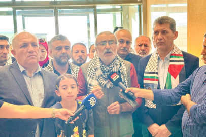 İsrail'in alıkoyduğu 2 aktivist Antalya'ya döndü