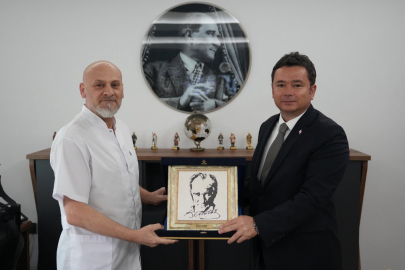 Başkan Erkan Aydın’dan Verem Savaş Derneği’ne Destek Ziyareti