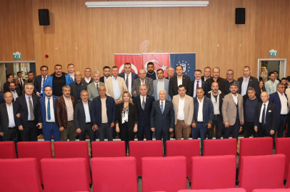 Başkan Bozbey Orhangazi’de Muhtarlarla Buluştu: “Talepleri Yerinde Dinliyoruz”