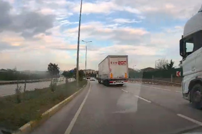 Tır hatalı sollama ve aşırı hız yaparak trafikte vatandaşlara zor anlar yaşattı