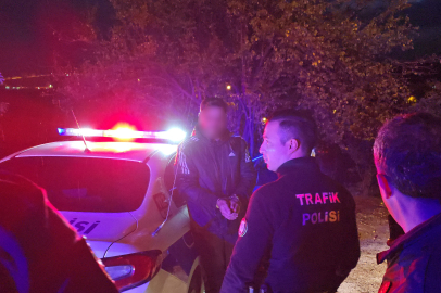 Alkolmetreyi üflememek için "Kolombiya vatandaşıyım" dedi