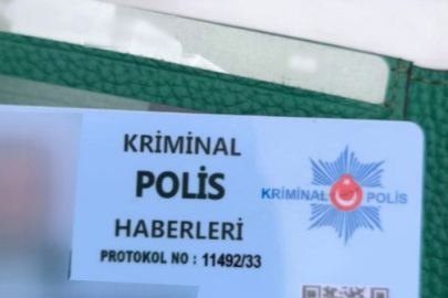 Sahte basın kartı kullanarak Türkiye'ye 105 kilogram esrar sokmaya çalıştılar