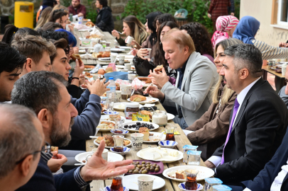 Başkan Yılmaz, Sanatın Genç Nefesleriyle Buluştu