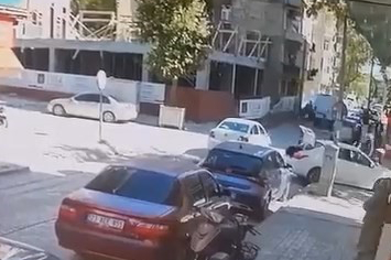 Motosiklet, Otomobile Çaptı: 1 Yaralı