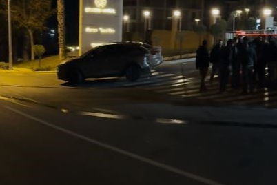 Beylikdüzü'nde Motosikletli Şahısların Silahlı Saldırısı