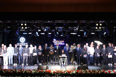 Genç Yetenekler Gemlik’te Sahne Aldı: Kültür ve Sanat Yarışması Renkli Görüntülere Sahne Oldu