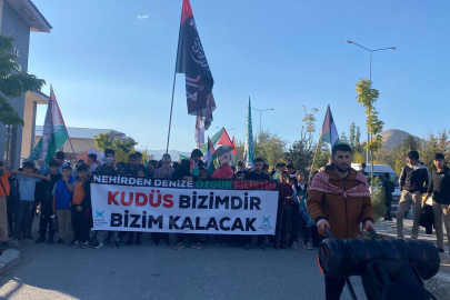 Ağrı’da Gazze’ye Destek Yürüyüşü: Binlerce Kişi “Özgür Filistin” İçin Yürüdü