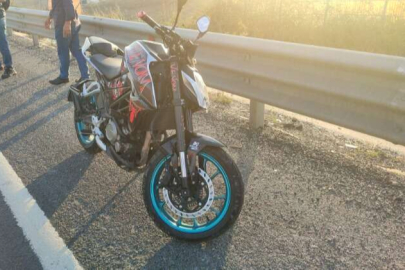 Edirne’de motosiklet refüje çarptı