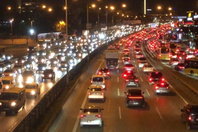 İstanbul’da haftanın ilk mesai gününde akşam trafiği yüzde 78’e ulaştı