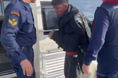 Yüzerek Yunanistan’a geçmeye çalıştı