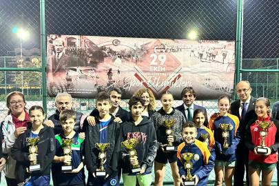 Cumhuriyet Kupası’nda Gençler Kortta Buluştu: Sporda Coşku, Tribünde Gurur