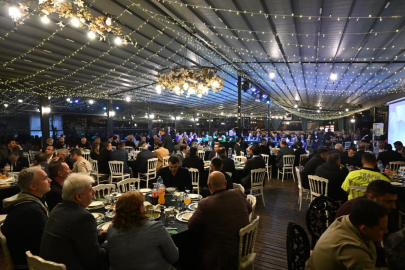 Gemlik’te Ekonomiye Katkı Sunan Firmalar Ödüllendirildi: Zeytin Üreticilerine Alkış