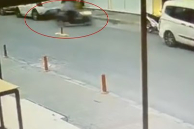 Motosiklet Duvara Çarparak Durabildi
