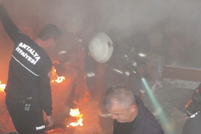 İş Hanının Bodrum Katında Yangın