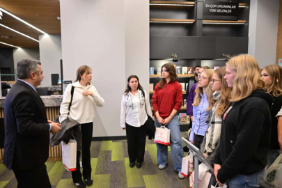 Yıldırım’da Kültürlerarası Buluşma: Gençler Evrensel Öğrenme İçin Aynı Çatıda