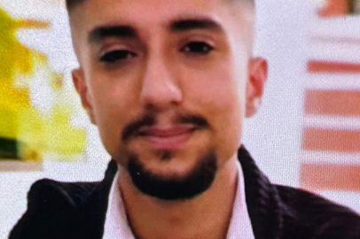 Kavga sonrası yaralı 3 gencin yere yığıldığı anlar güvenlik kamerasına yansıdı