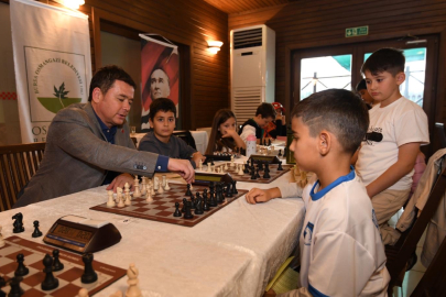 Osmangazi’de Cumhuriyet Bayramı Satranç Turnuvası başladı