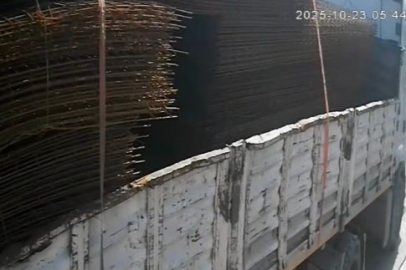 18 Ton Çelik Hasır Çaldılar...