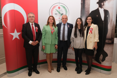 Bursa Barosu’ndan Cumhuriyetin 102. Yılına Coşkulu Kutlama