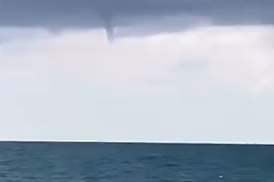 Alanya'da Deniz Üzerinde Hortum Oluştu