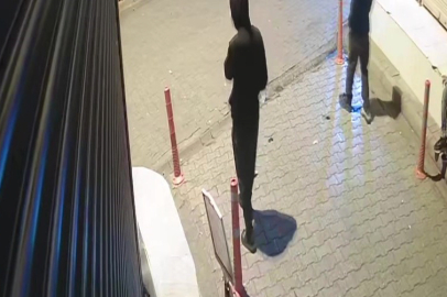 Hırsızlık Yapan 3 Kardeş Anbean Güvenlik Kameralarına Yansıdı