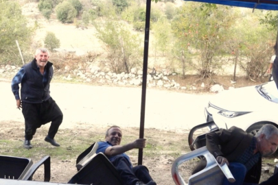 Düğünde yaşanan ilginç anlar kameralara yansıdı