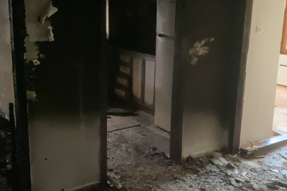 4 Katlı Bina Alevlere Teslim Oldu