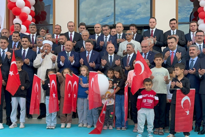 Bakan Yılmaz Tunç: "Deprem davalarında adaletin eşit şekilde tecelli etmesi için çalışmalarımız devam ediyor"
