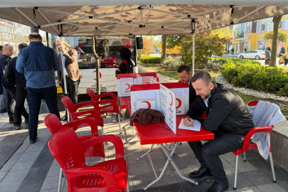 "Hayat kurtarmak senin kanında var" dediler kan bağışı yaptılar