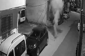 Yaptıklarını komik sanan kişiler, çevredekiler tarafından büyük tepki aldı