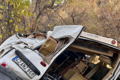 Konya'da korkunç kaza! Öğrenci servisi uçuruma yuvarlandı: Çok sayıda yaralı var!