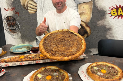 Trabzon pidesi bu defa coğrafi işaretli Yomra elması ile buluşunca ortaya çok farklı bir lezzet çıktı