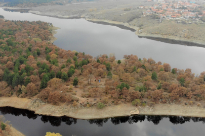 Tabiat Parkı, sonbaharın son günlerinde ziyaretçilerine eşsiz manzaralar sunuyor